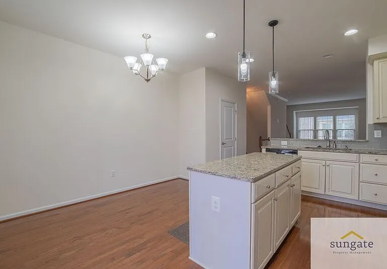 1724 Lantern Mews — Photo 15