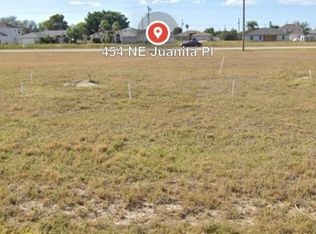 454 NE Juanita Pl, Cape Coral, FL 33993