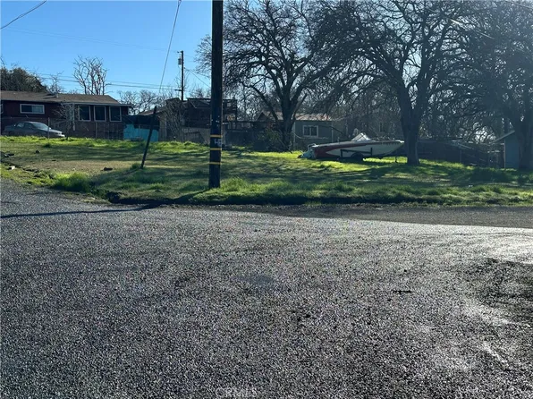 4274 Oak Ave #1, Clearlake, CA 95422