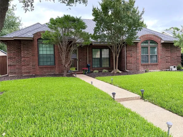 2013 Oakbluff Dr, Carrollton, TX 75007