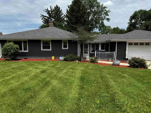 1331 S Crosby Ave, Janesville, WI 53546