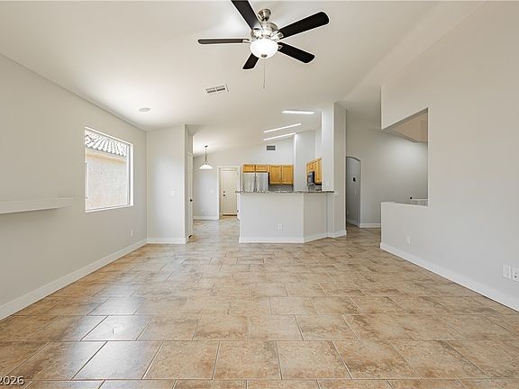 5th image of 5657 Harbour Pointe Ave