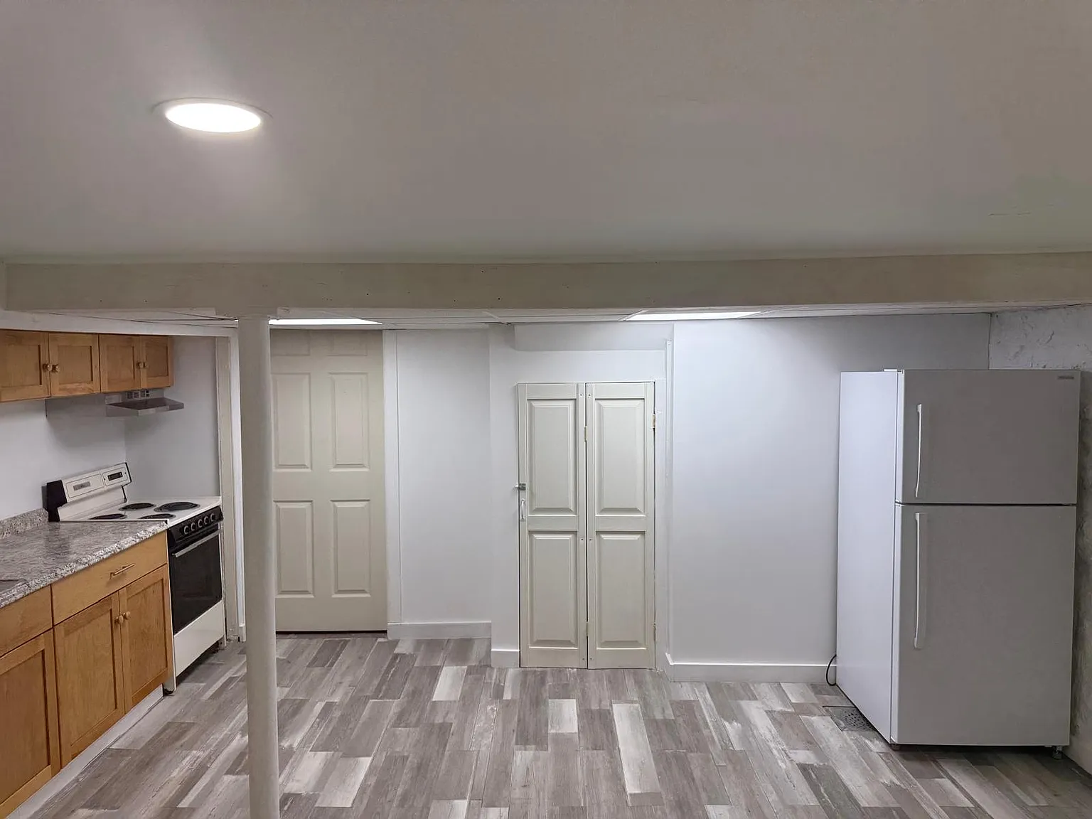 Studio, 165 sqft, $1,200 — Photo 3