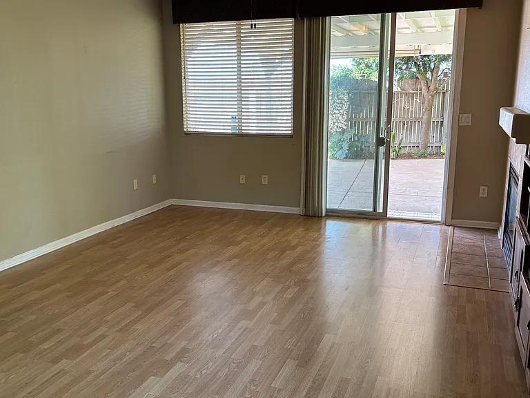 9336 Sierra River Dr — Photo 5