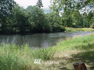 9107 359th St S, McKenna, WA