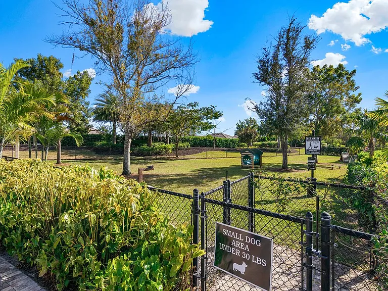 14832 Dockside Ln — Photo 55