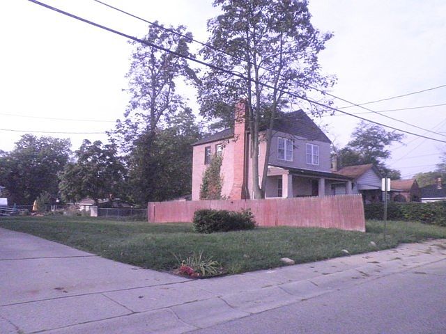 2nd image of 1287 Lindy Ave
