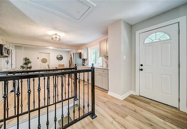 2951 Haralson Rd — Photo 9