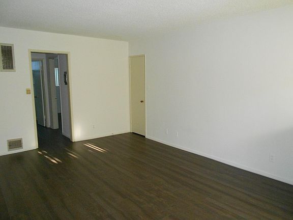 5th image of 1806 Corinth Ave APT 4