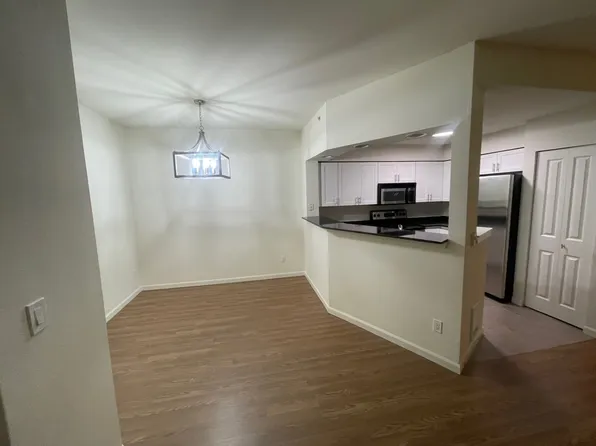 15300 112th Ave NE APT A102, Bothell, WA 98011