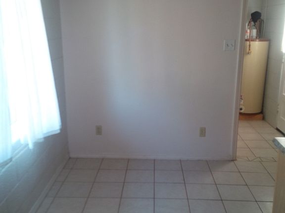 2nd image of 1421 Boston Dr