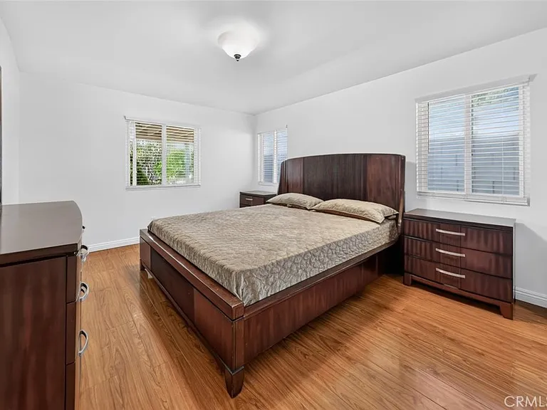 11407 Delano St — Photo 27