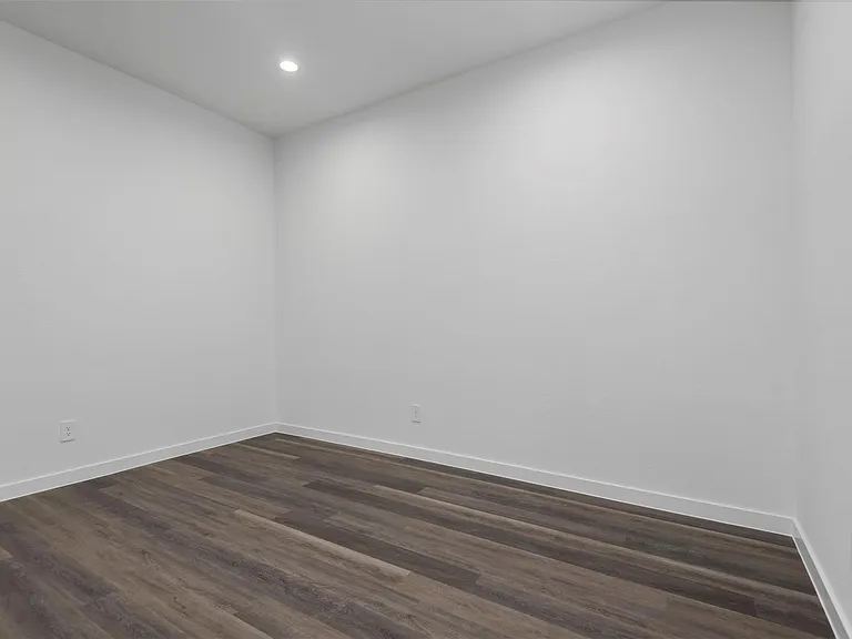 1069 Dancing Feather St — Photo 19