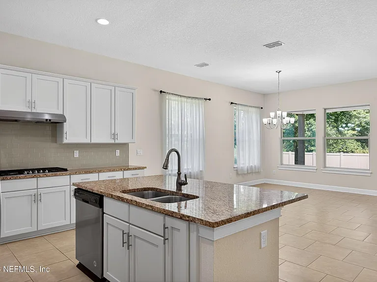 32 Talori Ave — Photo 11