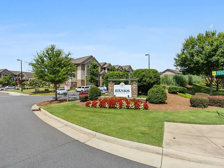 The Banks at Rivergate, Charlotte, NC, Entrance