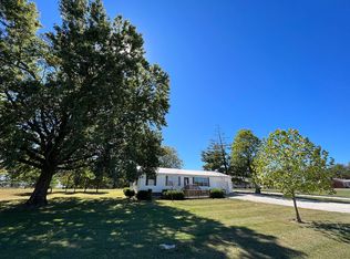 74 Scrivner Rd, Eldon, MO 65026