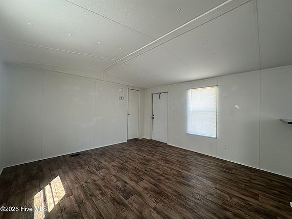 5th image of 134 Littleton St