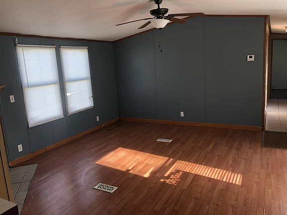 5th image of 107 Joaquin Dr