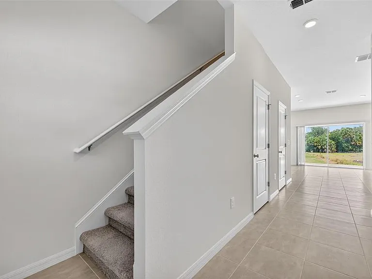 10761 Eclipse St — Photo 6