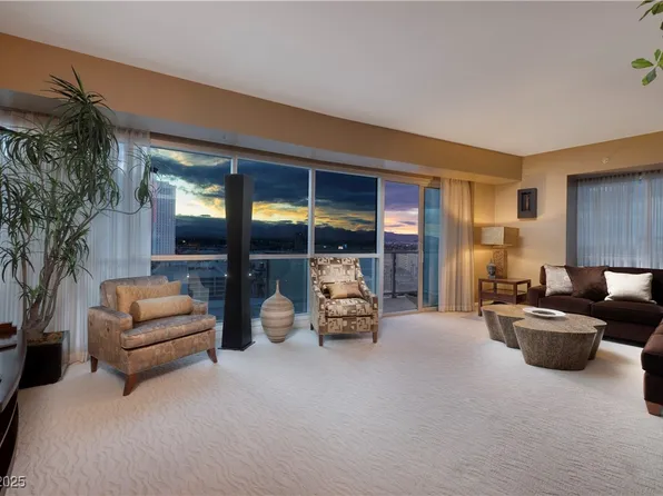 2700 Las Vegas Blvd S Unit 1002, Winchester, NV 89109