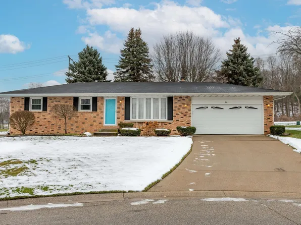 821 Greenmount Ct, Mishawaka, IN 46544