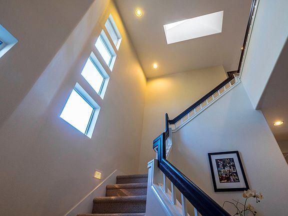 5th image of 143 Saint Thomas Dr