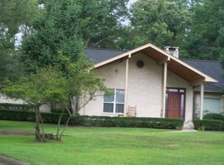 1810 Columbine Dr, Lufkin, TX 75904