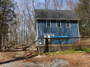 18 Trilsch Ct, Carmel, NY 10512