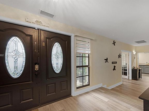 4th image of 18645 SW 293rd Ter