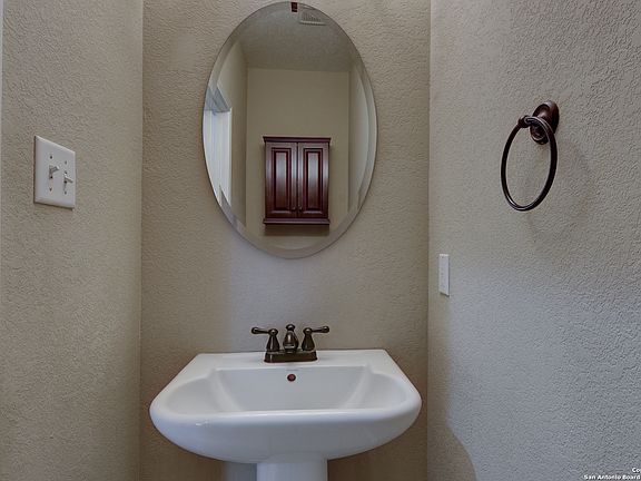 5th image of 1251 ASHBURY BAY