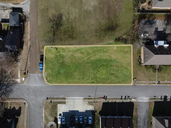 Wynterhall Rd SE, Huntsville, AL 35803