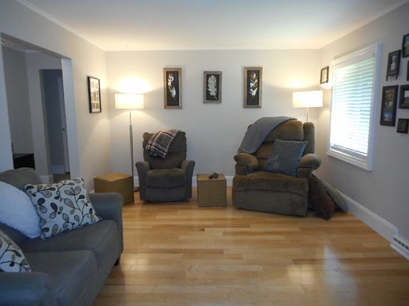 3rd image of 533 Tiffany Dr