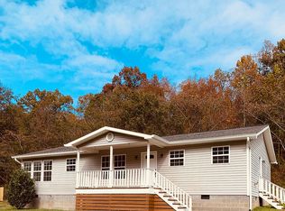 401 Old Whiteside Rd, Whiteside, TN 37396
