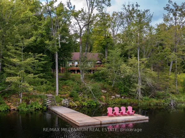29 Yellow Birch Rd, Georgian Bay, ON P0C 1H0