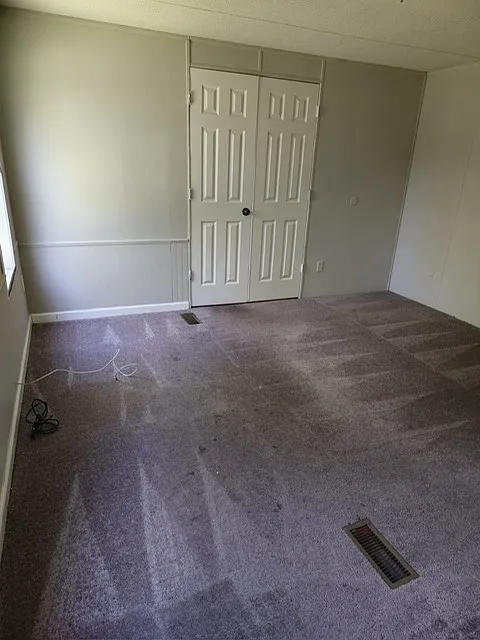 3 bed, $1,200 — Photo 3