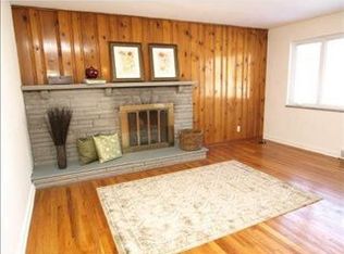 240 Southvue Dr, Pittsburgh, PA 15236