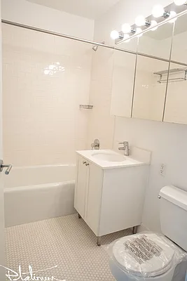 Rented by Platinum Properties | media 3