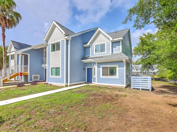 851 Sandlake Dr APT D, Mount Pleasant, SC 29464