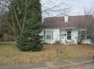 4002 Waverly Rd, Huntington, WV 25704