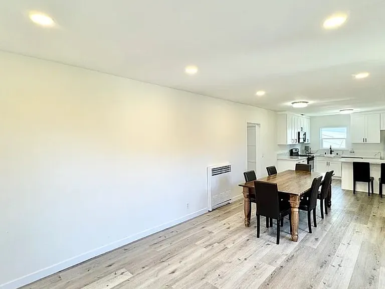 2015 S Shenandoah St #A — Photo 5