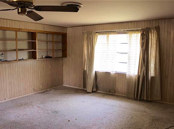 2nd image of 1205 E Walker St