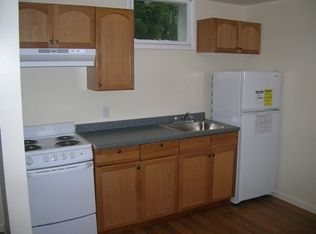 23 Daniele Ln APT 17, Millbrook, NY 12545