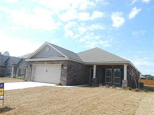 1st image of 16903 Esplanade Dr