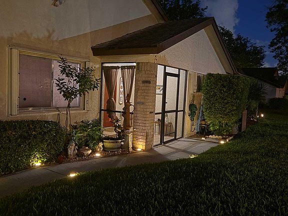 3rd image of 115 Ramblewood Circle