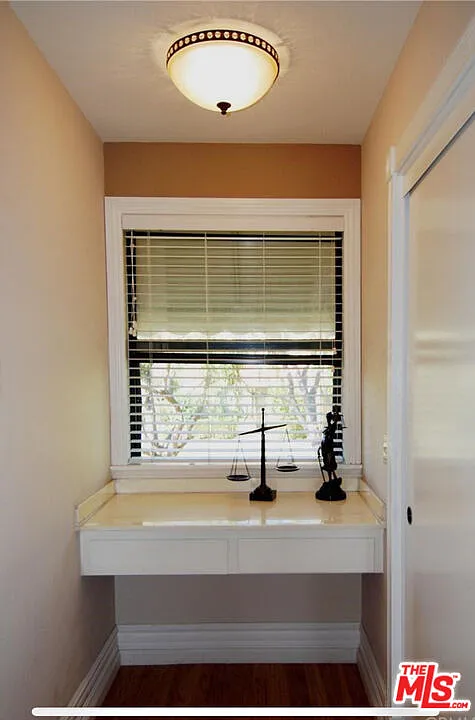 1 bed, 1.5 bath, 899 sqft, $2,600 — Photo 3