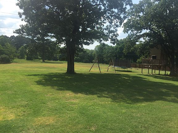 3rd image of 304 Quapaw Dr