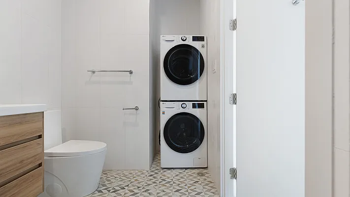 Rented by Nooklyn NYC LLC | media 26