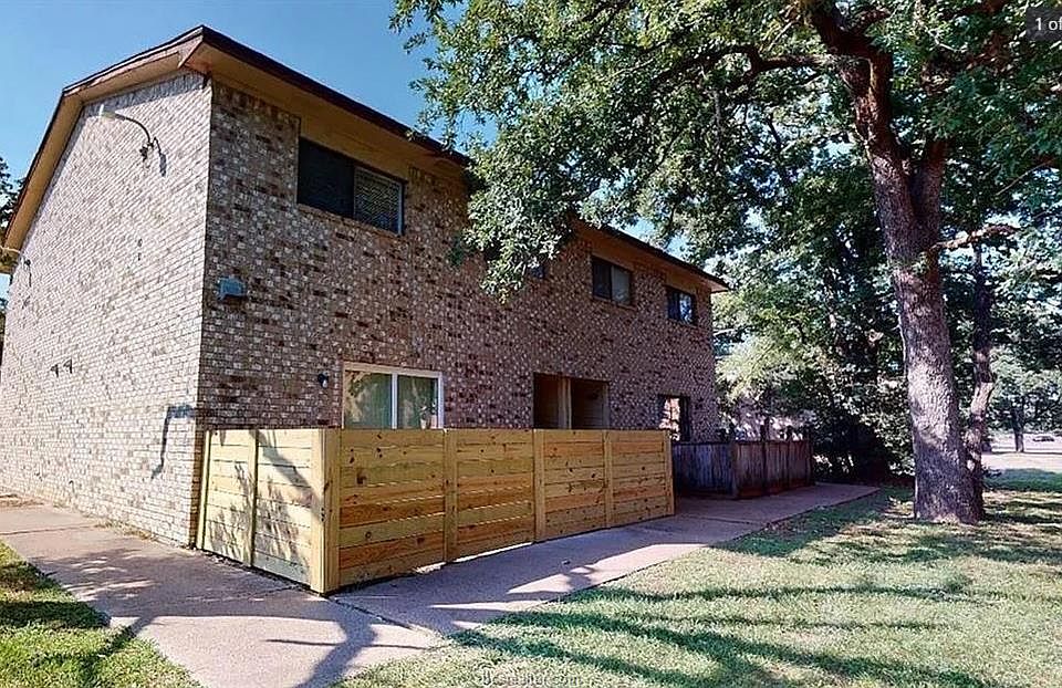 1st image of 2407 Bosque Dr APT C