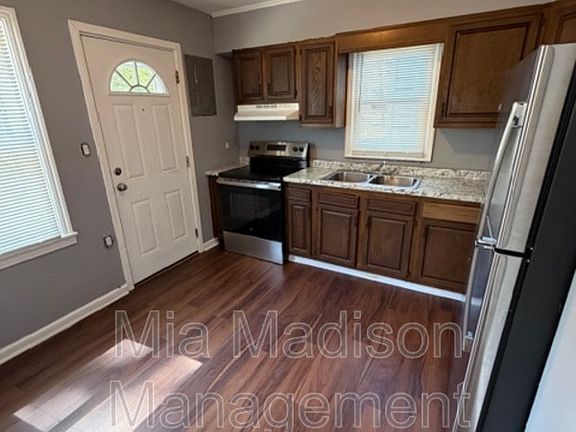 4th image of 5321 Athena Dr