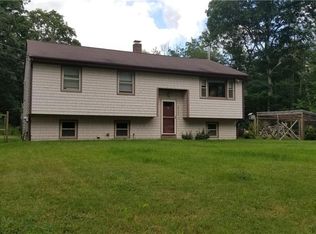 4504 S County Trl, Charlestown, RI 02813